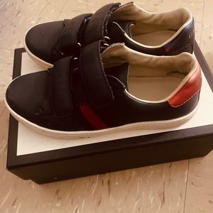Kids Gucci sneakers size 30 good condition